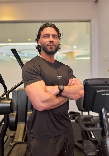 Чирков Сергей - Персональный тренер тренажерного зала - Goldenmileclub fitness & spa